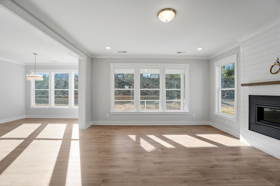 Spacious, unfurnished interior of a new home in Rone Creek, Waxhaw (Image 56).