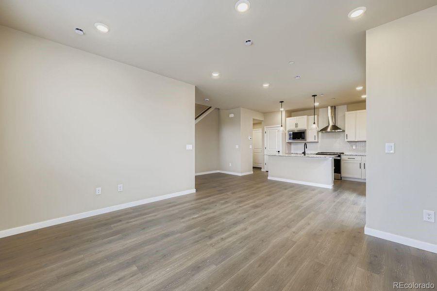 Spacious, unfurnished interior of a new home in Uplands, Westminster (Image 19).