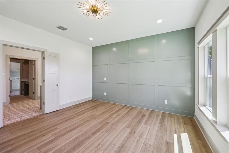 Spacious, unfurnished interior of a new home in , North Richland Hills (Image 30).