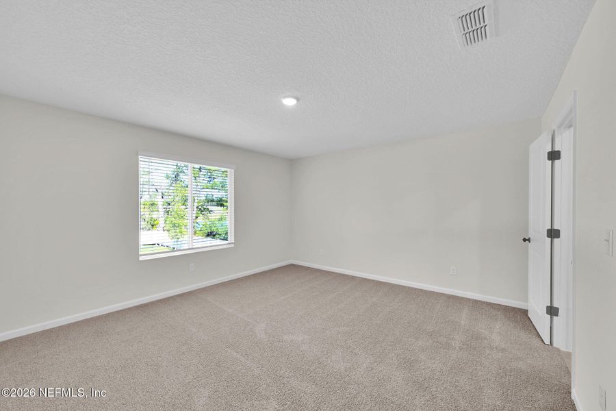 Spacious, unfurnished interior of a new home in Baxley Villas, Middleburg (Image 23).