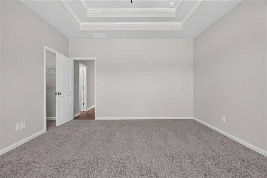 Spacious, unfurnished interior of a new home in , Athens (Image 19).