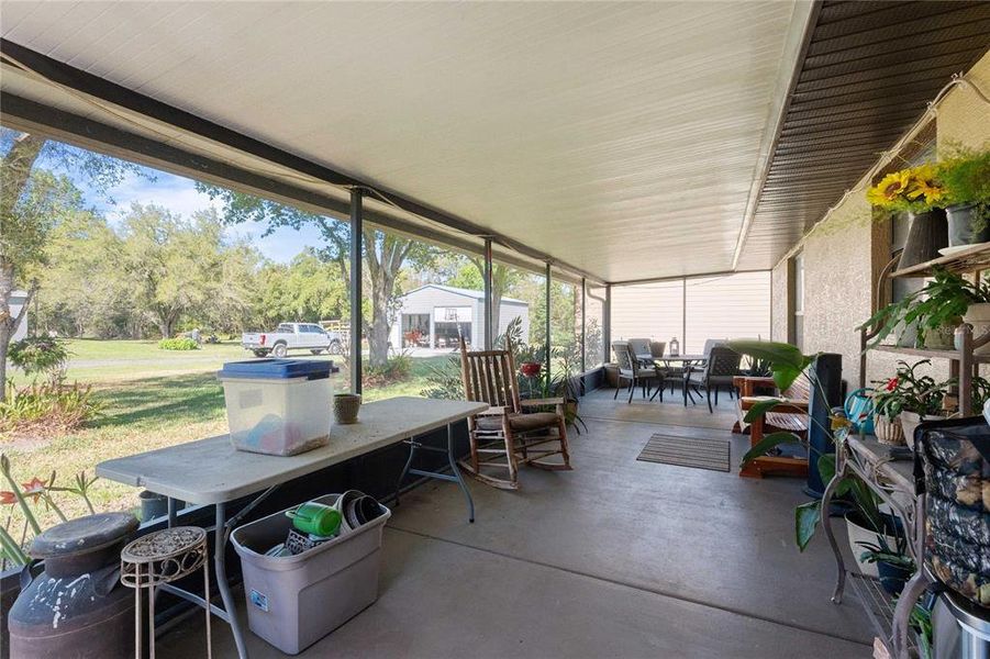 Exterior details and patio area of a home in , Dade City (Image 20).