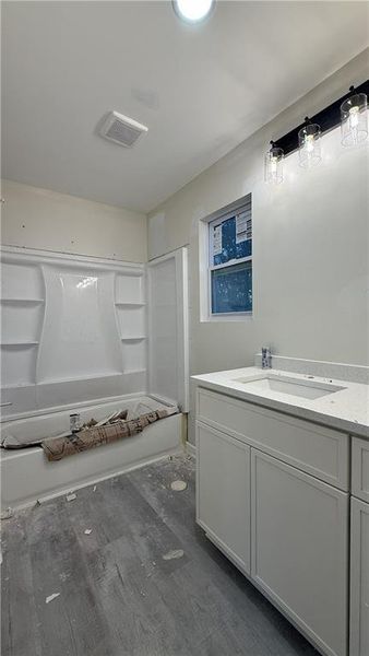 Image 20 of a home in .