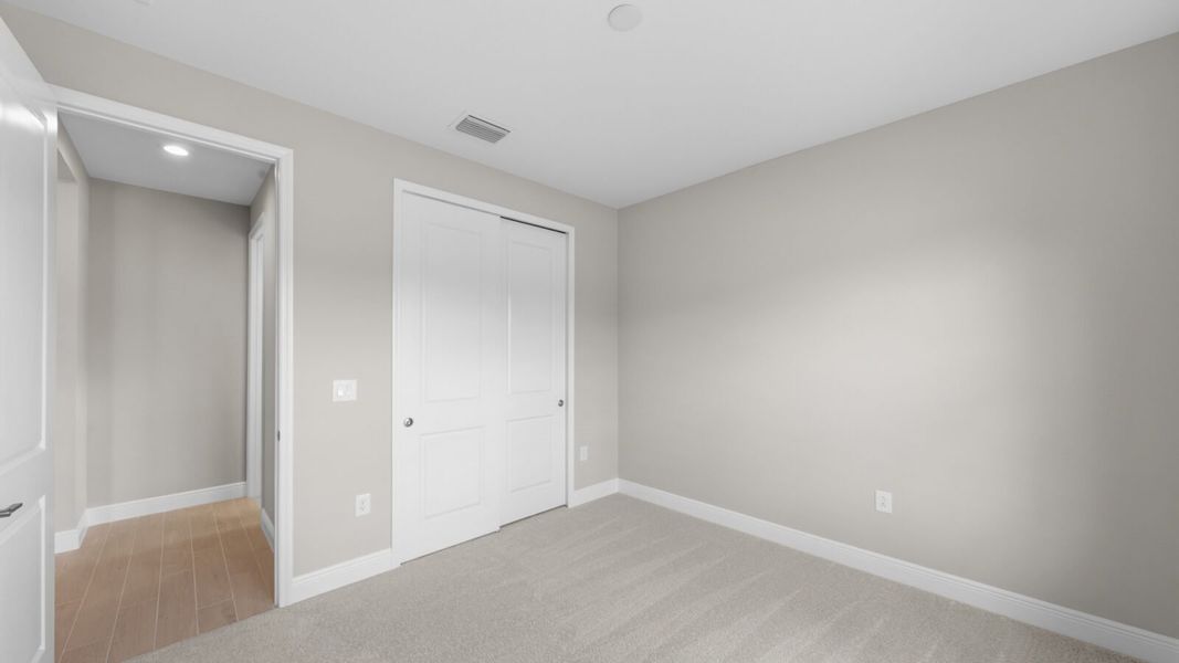 Spacious, unfurnished interior of a new home in Verandah, Fort Myers (Image 28).