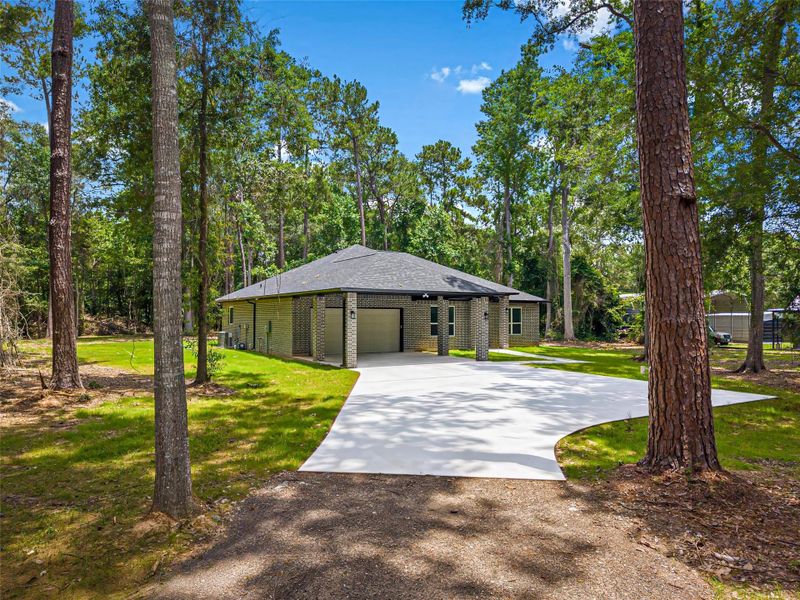 Image 42 of a home in .