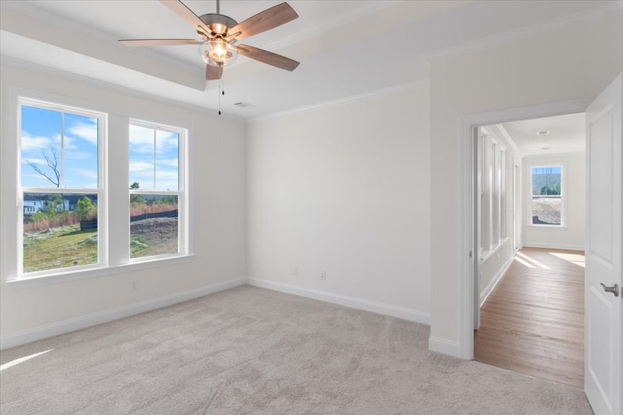 Spacious, unfurnished interior of a new home in Sinclair at Crawford Creek, Grovetown (Image 22).