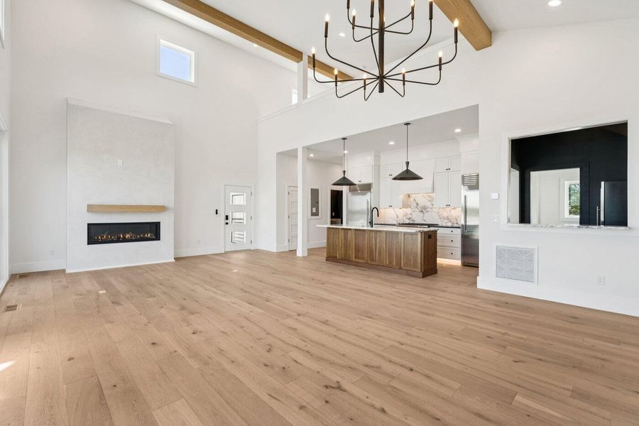 Spacious, unfurnished interior of a new home in , Charleston (Image 76).