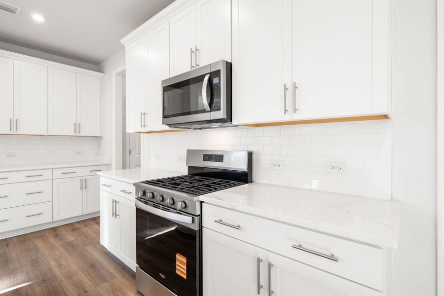 Furnished interior view inside a new home in Sun City Hilton Head, Bluffton (Image 9). Furnished interior view inside a new home in Sun City Hilton Head, Bluffton (Image 9).