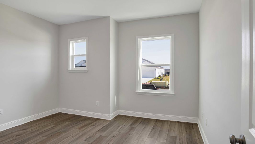 Representative unfurnished interior of a home built from the Drexel by Maronda Homes in Bellview Pointe, Bellview (Image 35).