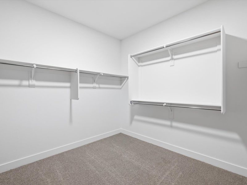 Spacious, unfurnished interior of a new home in Abel Ranch Reserve Series, Goodyear (Image 8).