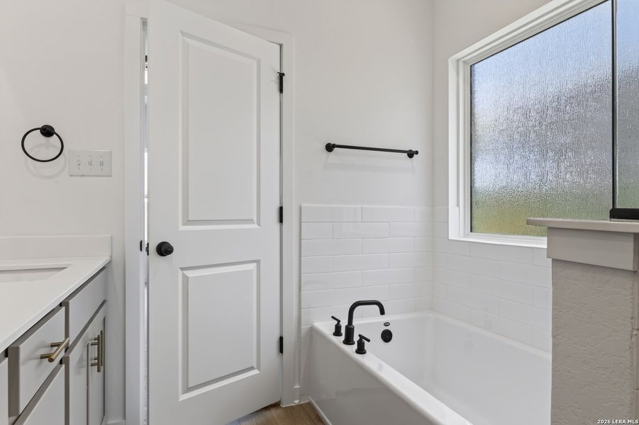 Image 32 of a home in Nopal Valley.