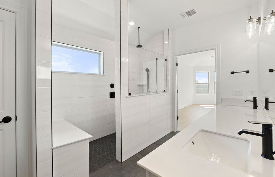 Furnished interior view inside a new home in Crescent Bluff, Georgetown (Image 10).