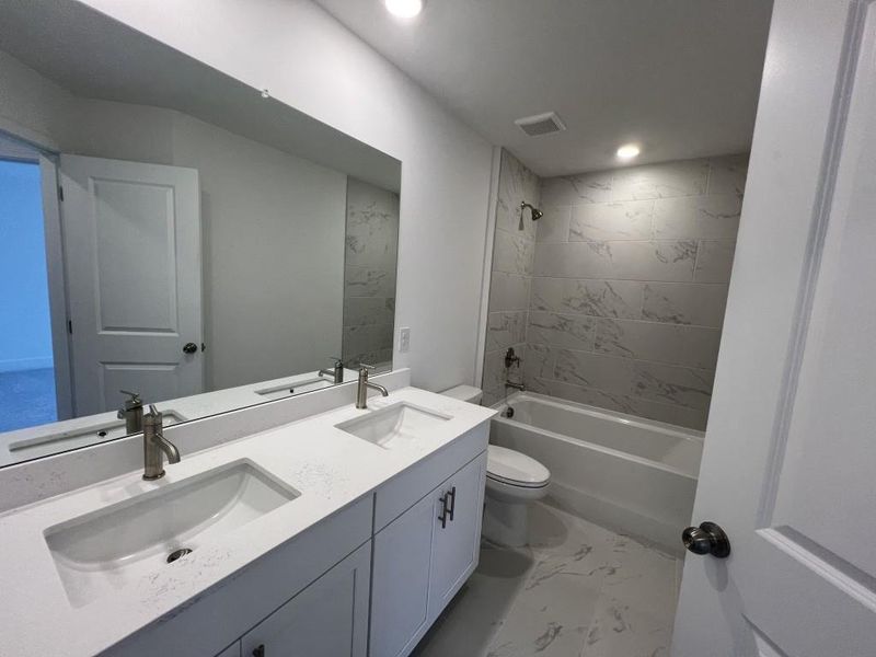 Furnished interior view inside a new home in Willow Creek, Watkinsville (Image 6).