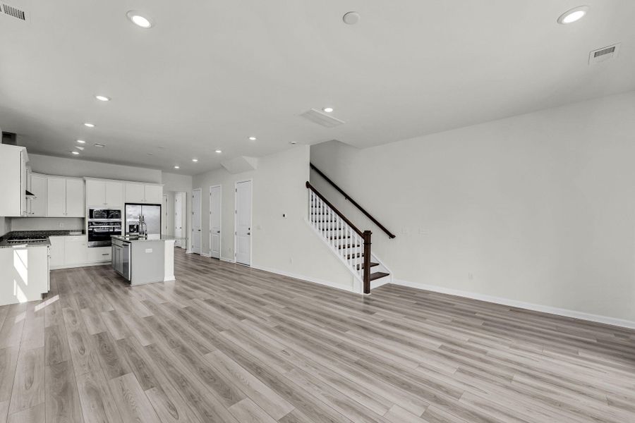 Spacious, unfurnished interior of a new home in , North Charleston (Image 26).