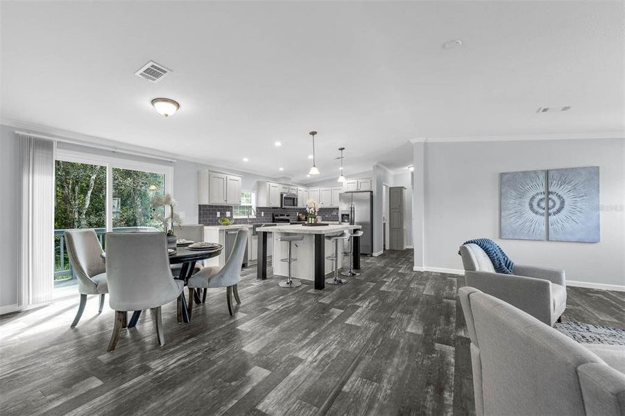 Furnished interior view inside a new home in , Orlando (Image 10).