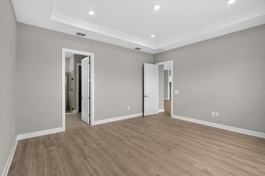 Spacious, unfurnished interior of a new home in Center Lake Ranch Community Group Page, St. Cloud (Image 14).