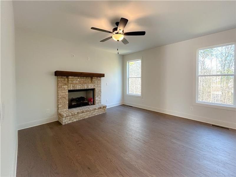Spacious, unfurnished interior of a new home in , Cartersville (Image 25).