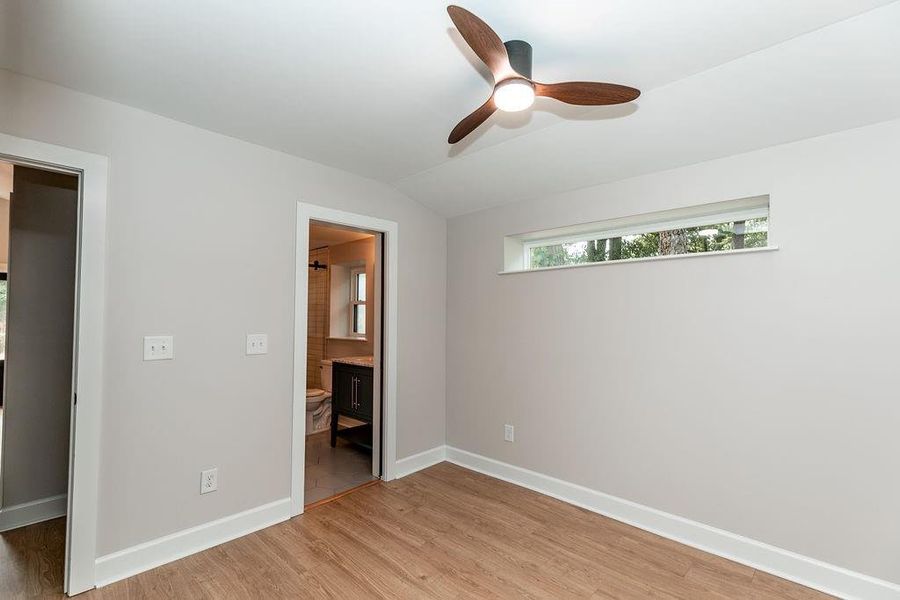 Spacious, unfurnished interior of a new home in , Atlanta (Image 37). Spacious, unfurnished interior of a new home in , Atlanta (Image 37).
