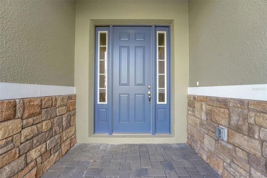 Exterior details and patio area of a home in Palms at Windermere, Windermere (Image 4). Exterior details and patio area of a home in Palms at Windermere, Windermere (Image 4).