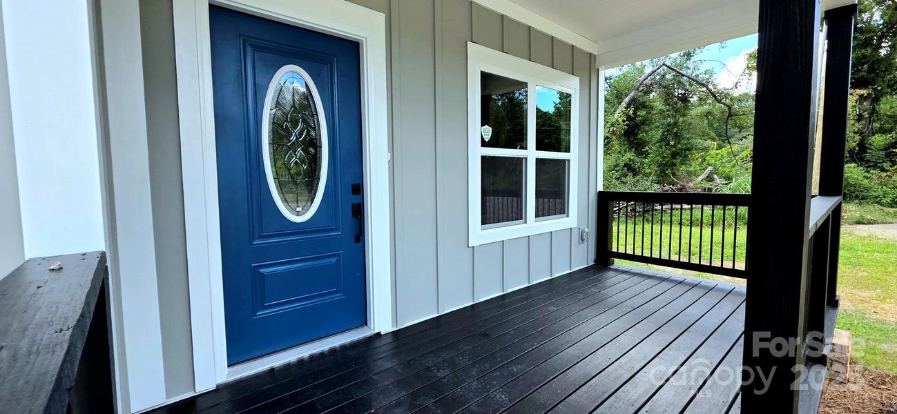 Spacious, unfurnished interior of a new home in , Gastonia (Image 20).