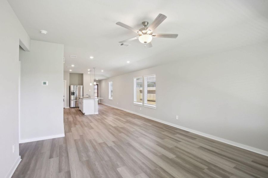 Photo is not of the actual home, but is an inspirational photo of builder’s model home and may depict options, furnishings, and/or decorator features that are not included Photo is not of the actual home, but is an inspirational photo of builder’s model home and may depict options, furnishings, and/or decorator features that are not included