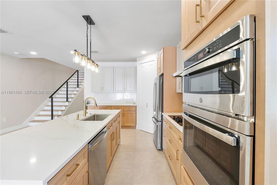 Furnished interior view inside a new home in , Fort Lauderdale (Image 10).