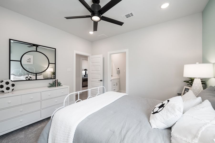 Representative furnished interior of a home built from the Windsor by Tri Pointe Homes in Trillium, Richmond (Image 54). Representative furnished interior of a home built from the Windsor by Tri Pointe Homes in Trillium, Richmond (Image 54).
