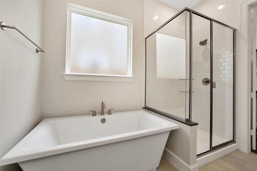 Furnished interior view inside a new home in Pearland Old Townsite, Pearland (Image 10).