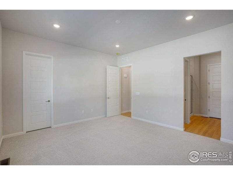 Spacious, unfurnished interior of a new home in , Berthoud (Image 24).