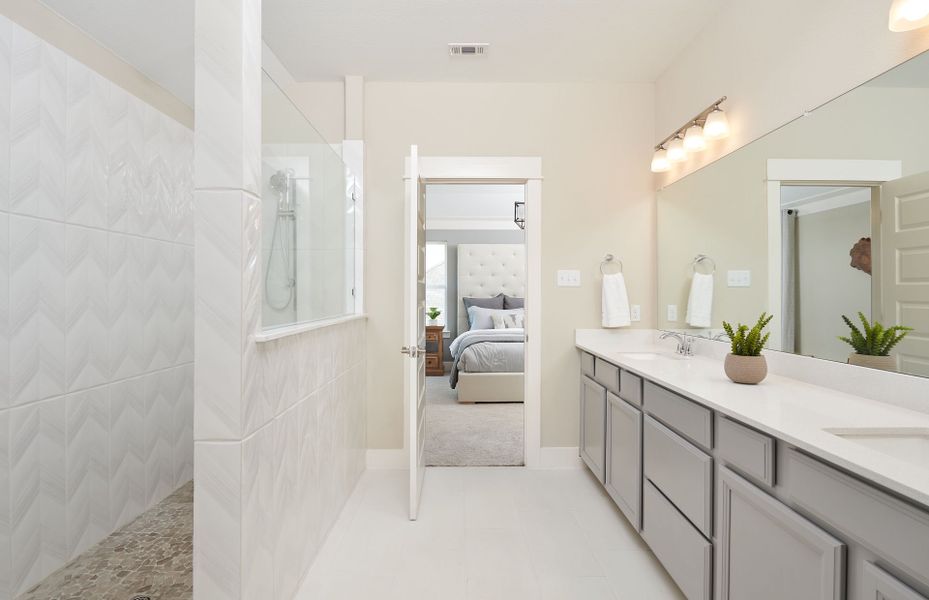 Owner's Bath Owner's Bath