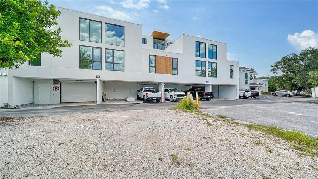Image 32 of a home in .
