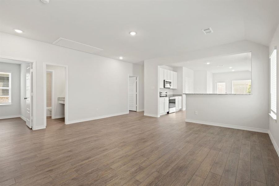Spacious, unfurnished interior of a new home in Christian Meadows, Ennis (Image 16). Spacious, unfurnished interior of a new home in Christian Meadows, Ennis (Image 16).