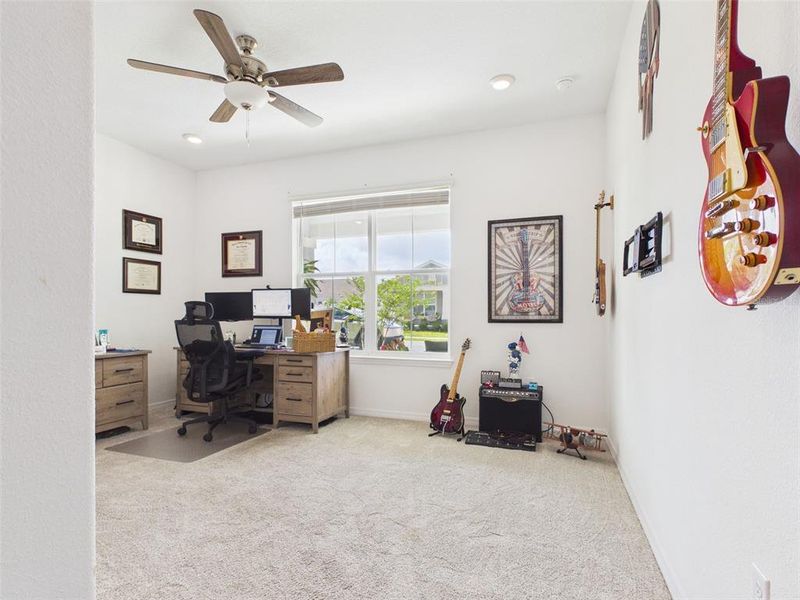 Furnished interior view inside a new home in , Ocala (Image 17).