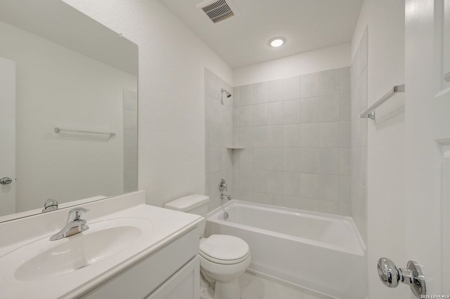 Furnished interior view inside a new home in Park Place, New Braunfels (Image 9).