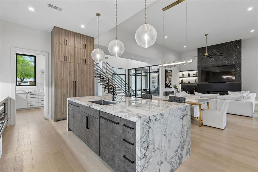 Furnished interior view inside a new home in , Colleyville (Image 12).