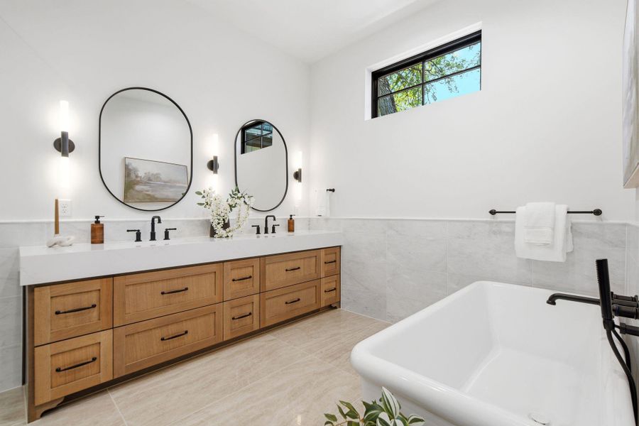 Furnished interior view inside a new home in , Austin (Image 35).