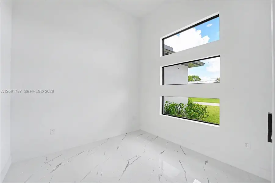 Spacious, unfurnished interior of a new home in , Cape Coral (Image 23). Spacious, unfurnished interior of a new home in , Cape Coral (Image 23).