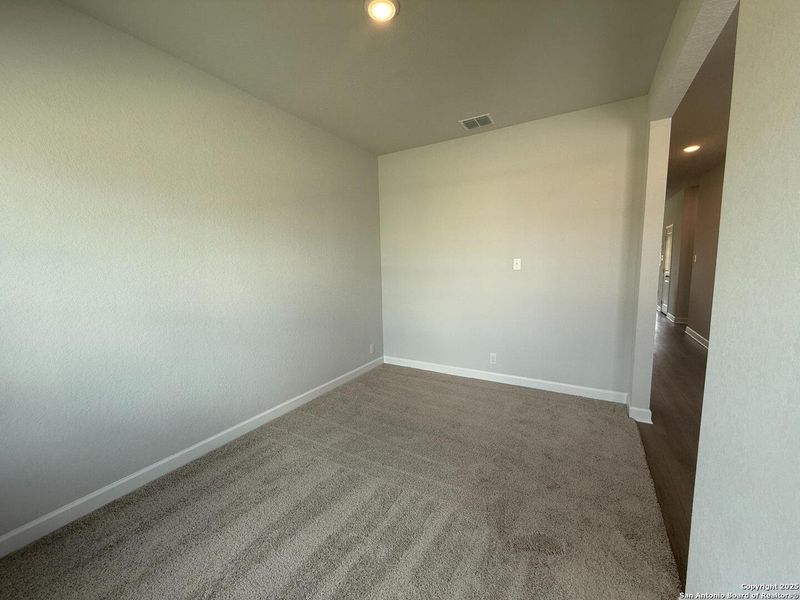 Spacious, unfurnished interior of a new home in The Summit at Saddlebrook Ranch 55's, Schertz (Image 25).