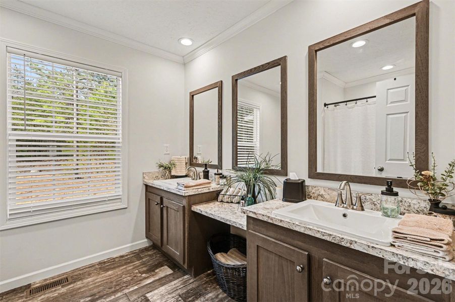 Furnished interior view inside a new home in , Lincolnton (Image 16).