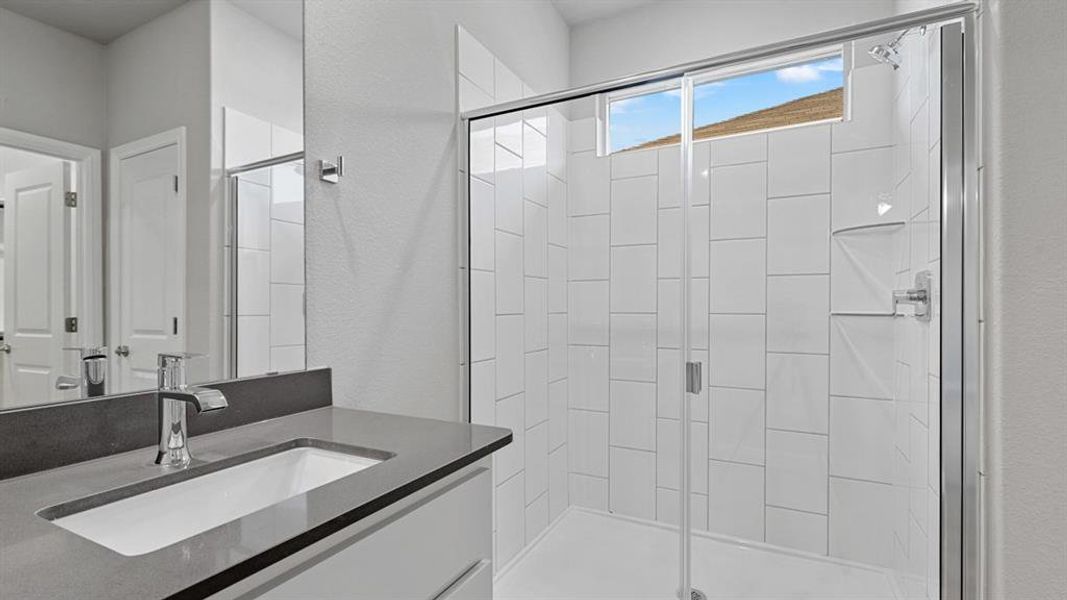 Furnished interior view inside a new home in Trails of Elizabeth Creek, Fort Worth (Image 10).