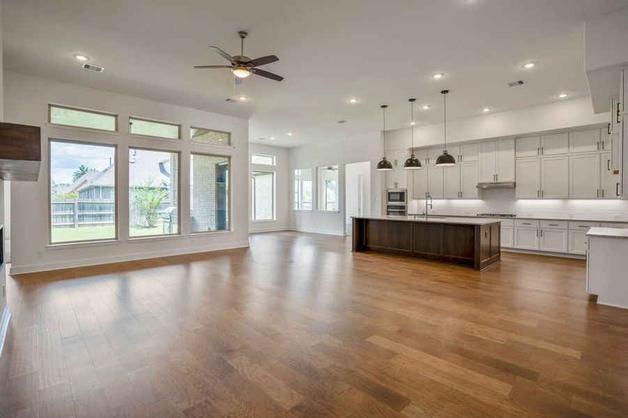 Representative furnished interior of a home built from the Raleigh 3530 by J. Patrick Homes in Colton, Montgomery (Image 7). Representative furnished interior of a home built from the Raleigh 3530 by J. Patrick Homes in Colton, Montgomery (Image 7).