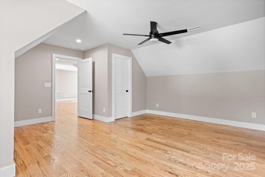 Spacious, unfurnished interior of a new home in , Hickory (Image 19).