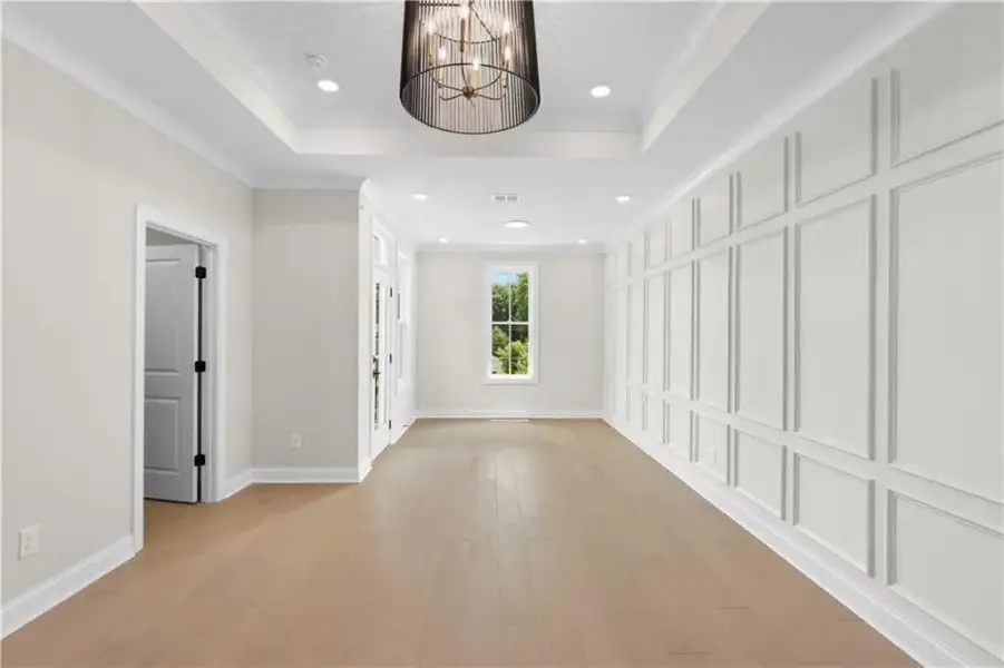 Spacious, unfurnished interior of a new home in Park Walke, Alpharetta (Image 28).