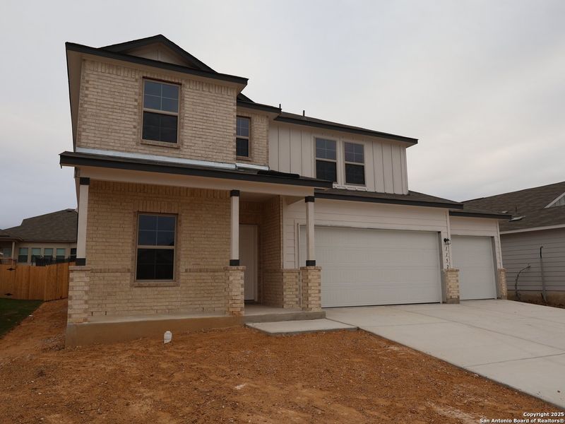 Image 38 of a home in Greenspoint Heights.