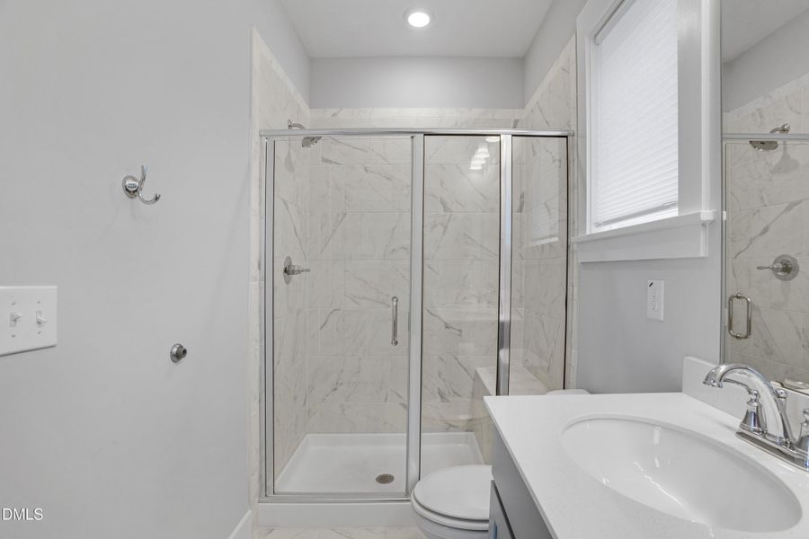 CY1A3642-HDR CY1A3642-HDR