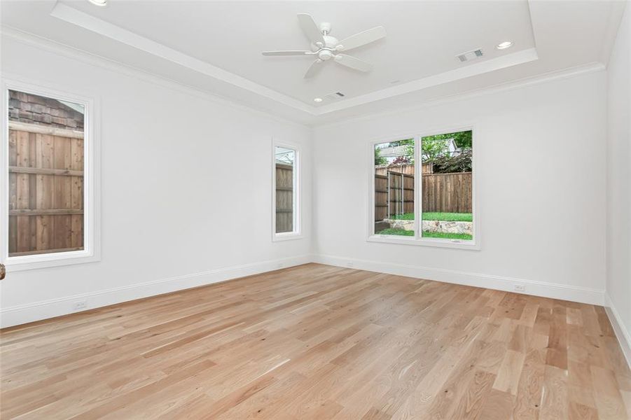 Large room first floor