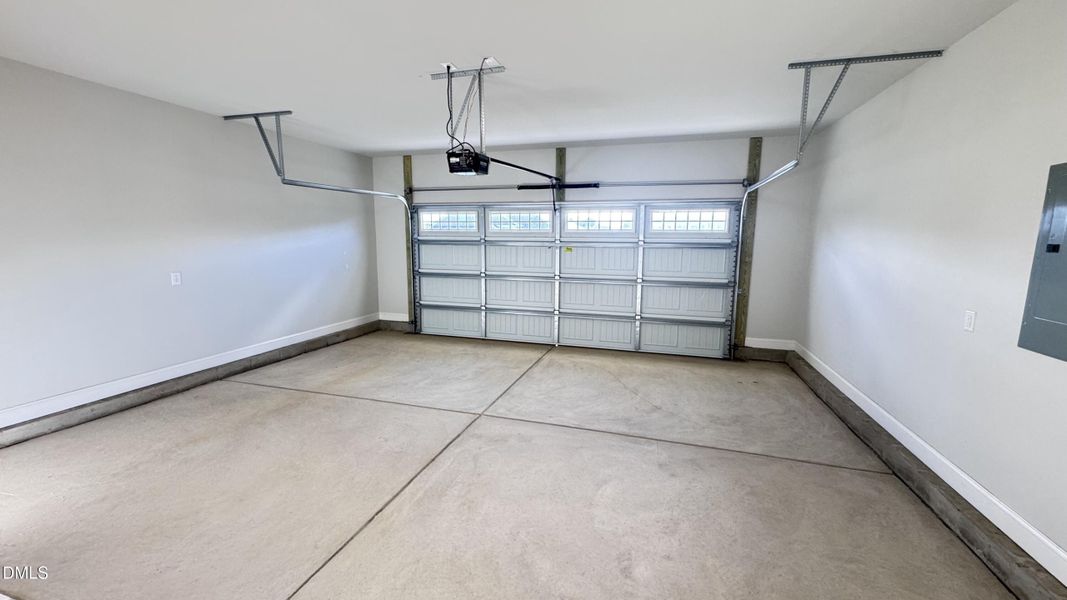 Spacious, unfurnished interior of a new home in Southern Estates, Sanford (Image 9). Spacious, unfurnished interior of a new home in Southern Estates, Sanford (Image 9).