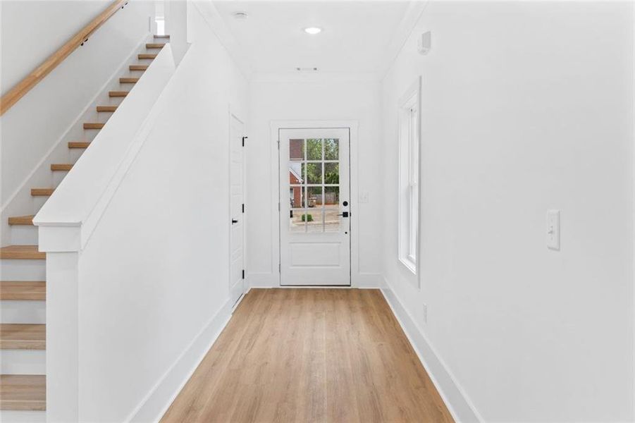Spacious, unfurnished interior of a new home in , Braselton (Image 14).