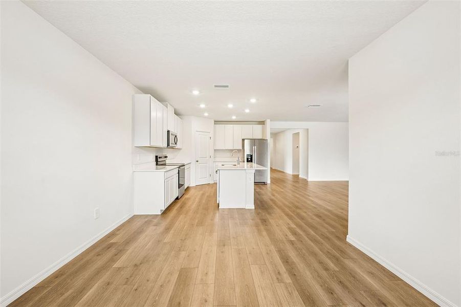 Spacious, unfurnished interior of a new home in Pine Ridge Meadows, Hudson (Image 49).