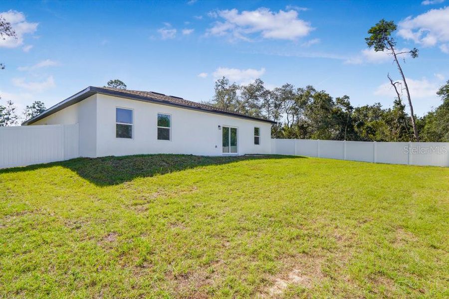 Exterior details and patio area of a home in , Ocala (Image 3). Exterior details and patio area of a home in , Ocala (Image 3).